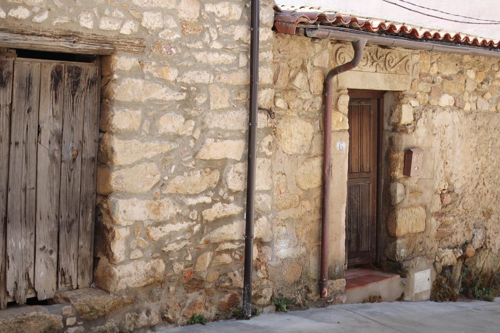 La Grulla Dorada Konuk evi Perales del Puerto Dış mekan fotoğraf